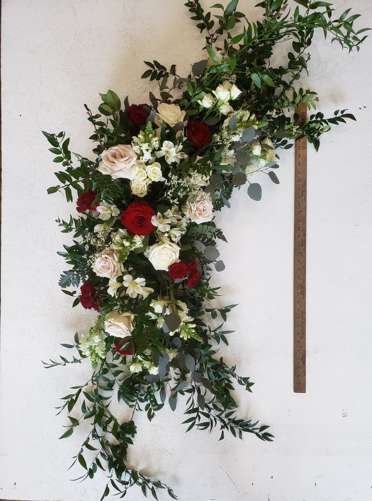 Arbor Decor-Burgundy, Blush & Cream